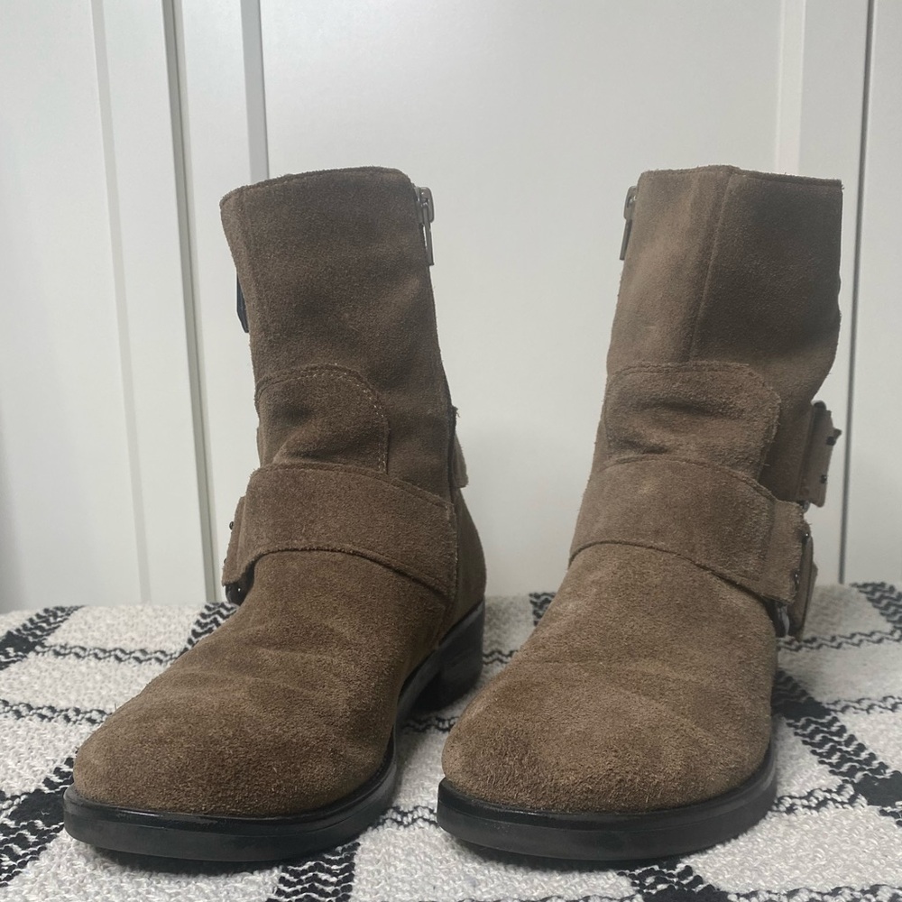 Marc Fisher Rugged Style Ankle Boots - Size 8.5 Preowned